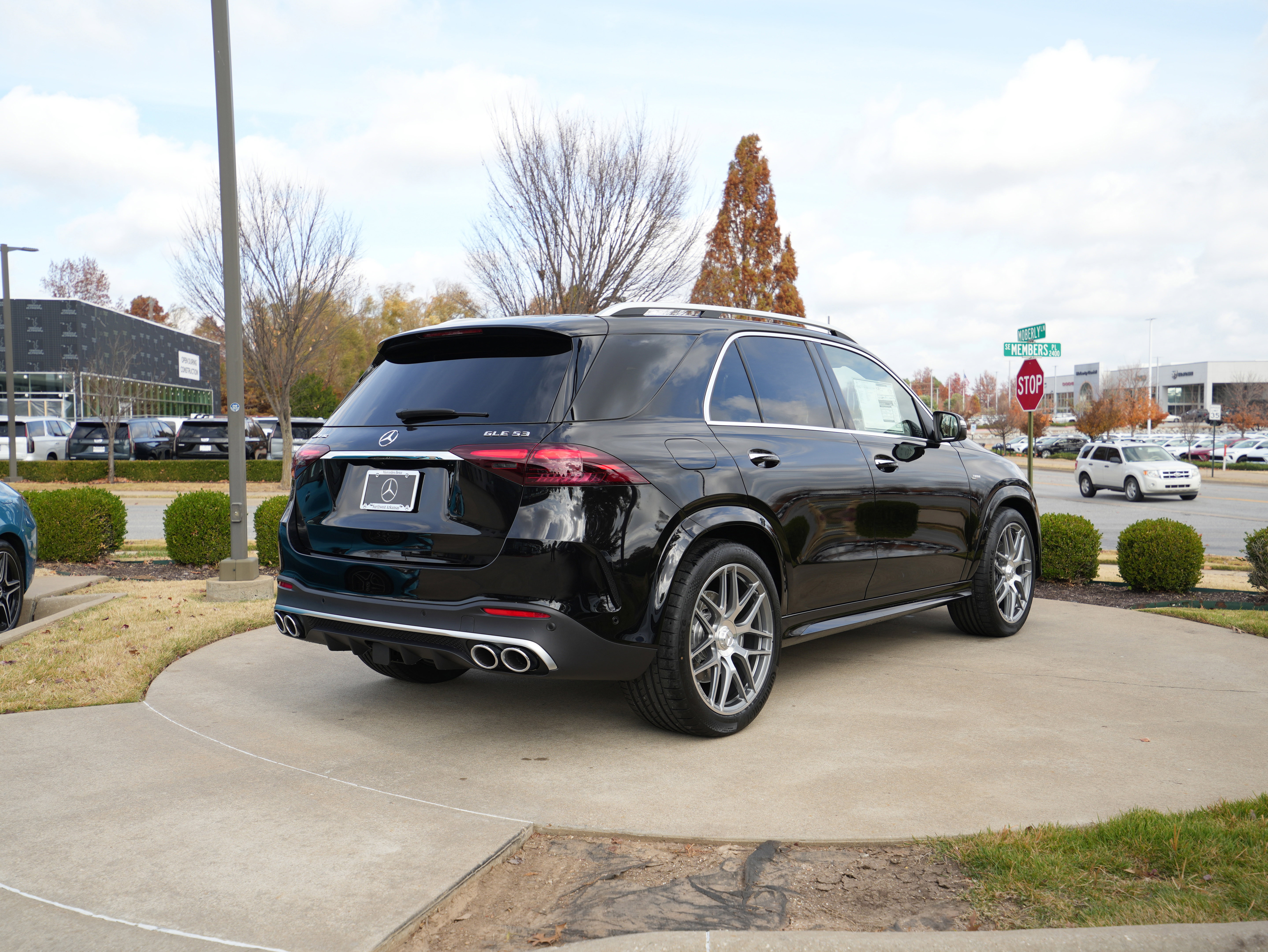 New 2026 Mercedes-Benz GLE 53 AMG 4MATIC image 7