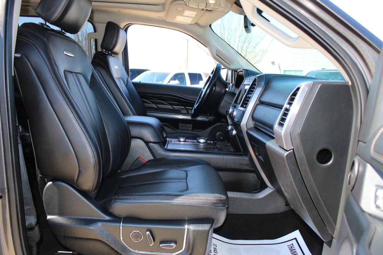 Used 2018 Ford Expedition Platinum image 24