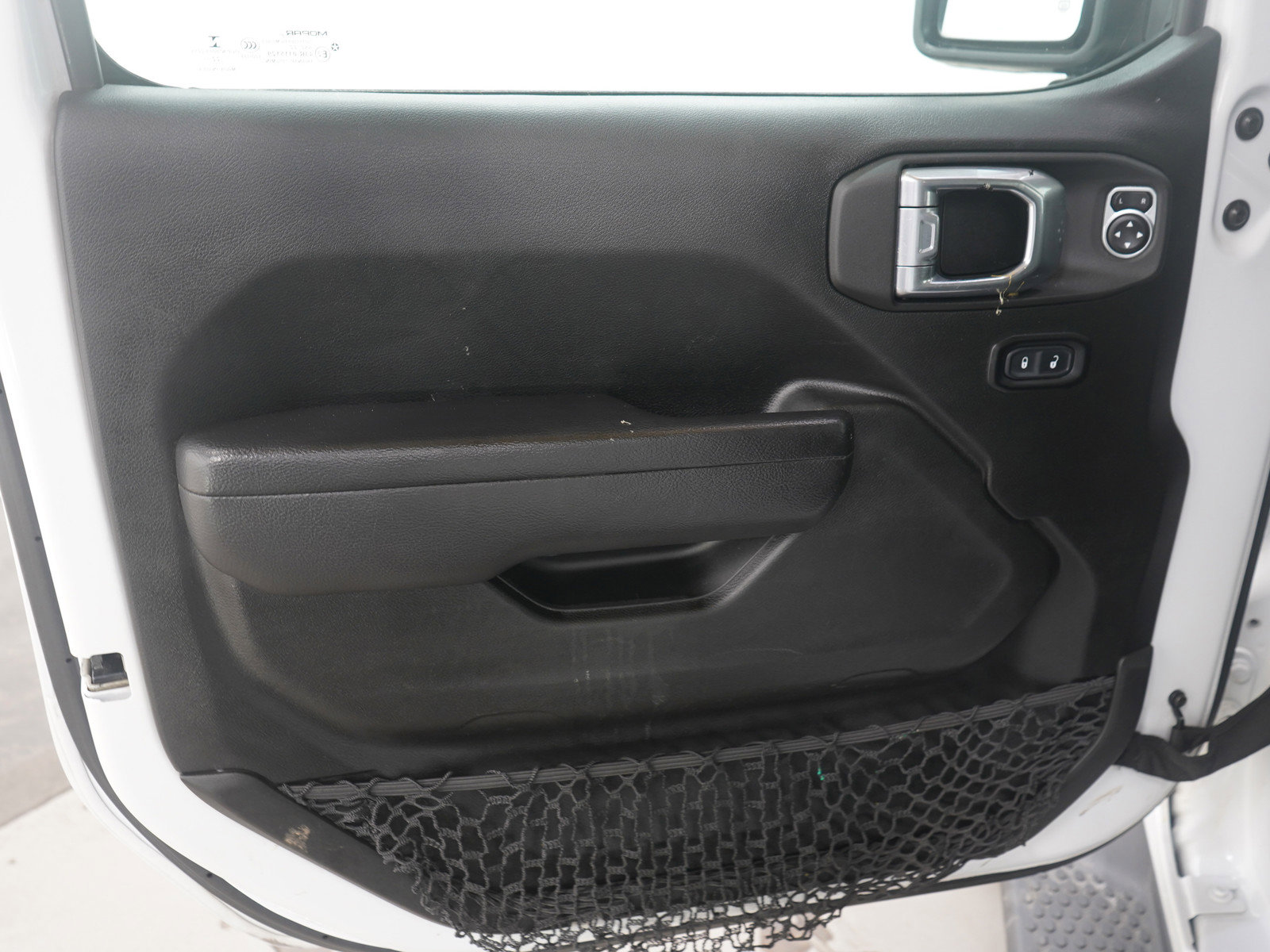 Used 2023 Jeep Wrangler Sport image 21