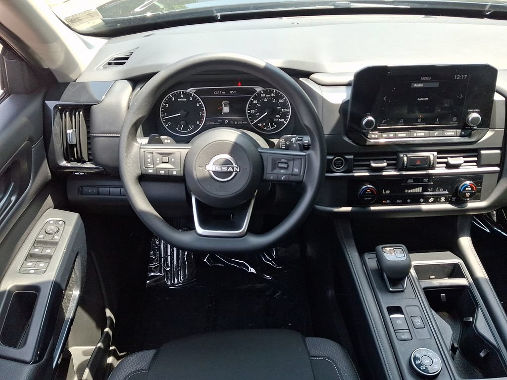 Certified 2024 Nissan Pathfinder S AWD/4WD image 13