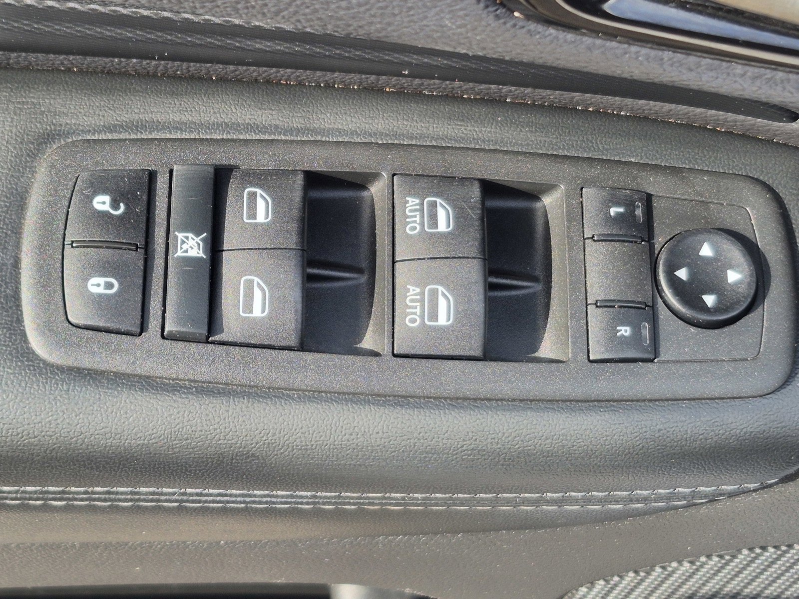 Used 2022 Dodge Durango GT image 19