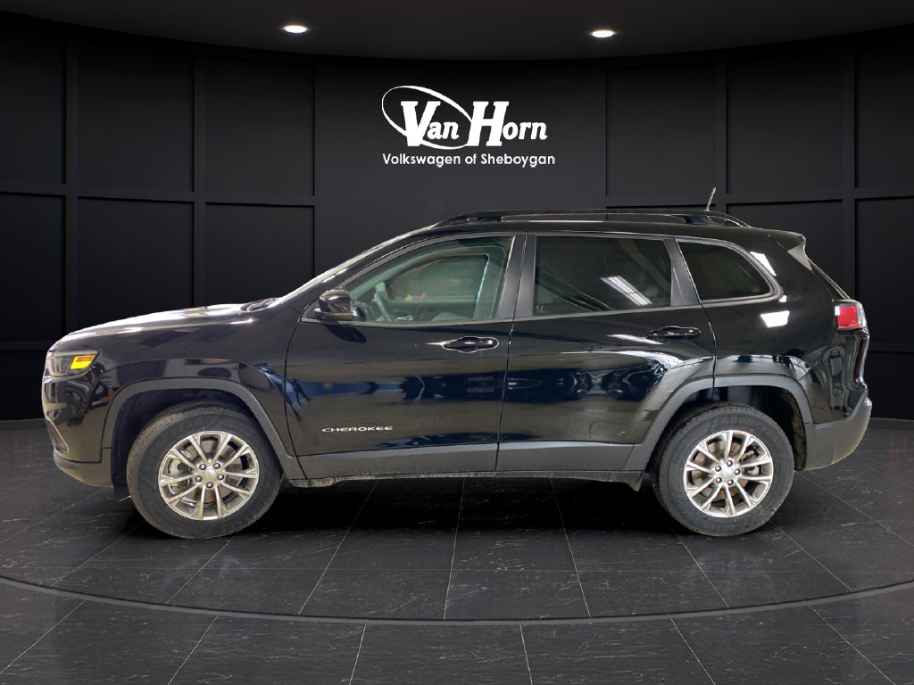 Used 2022 Jeep Cherokee Latitude Lux w/ Sun & Sound Group AWD/4WD image 4