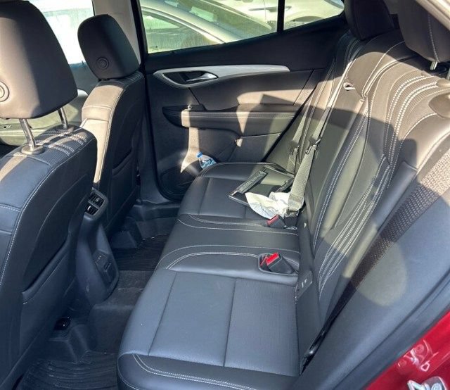 Used 2024 Buick Envision Avenir AWD/4WD image 6