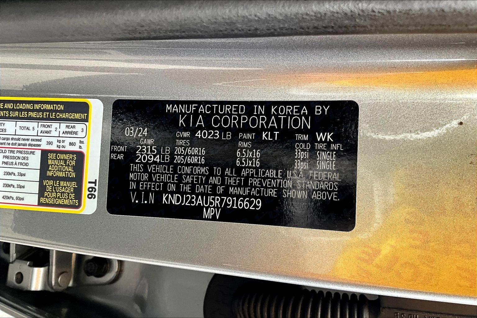 Used 2024 Kia Soul LX w/ Option Group 015 FWD image 11