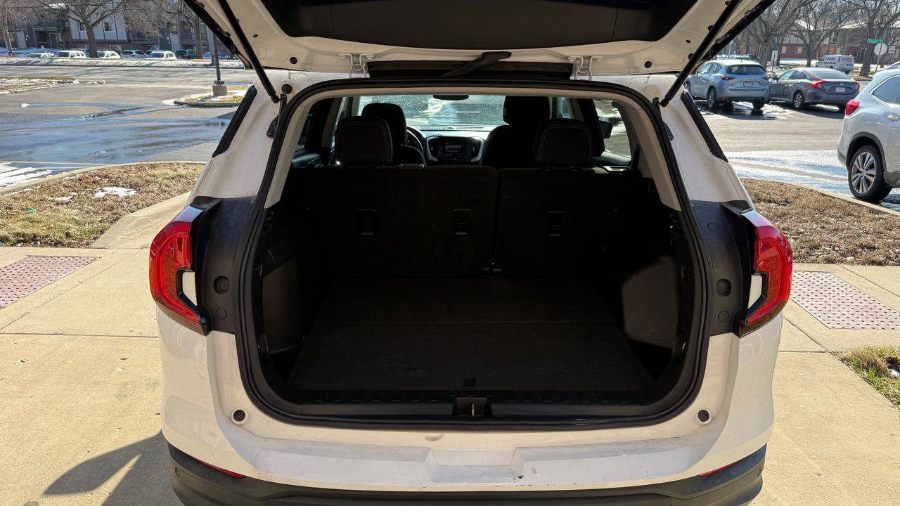 Used 2022 GMC Terrain SLE FWD image 20