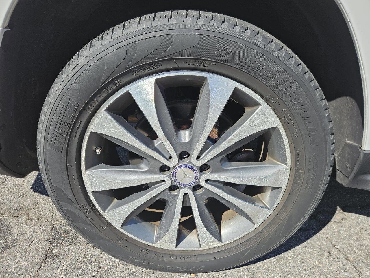 Used 2014 Mercedes-Benz GL 450 4MATIC image 28