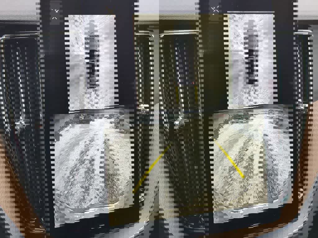 New 2026 Volvo XC60 T8 Plus w/ Protection Package Premier image 28