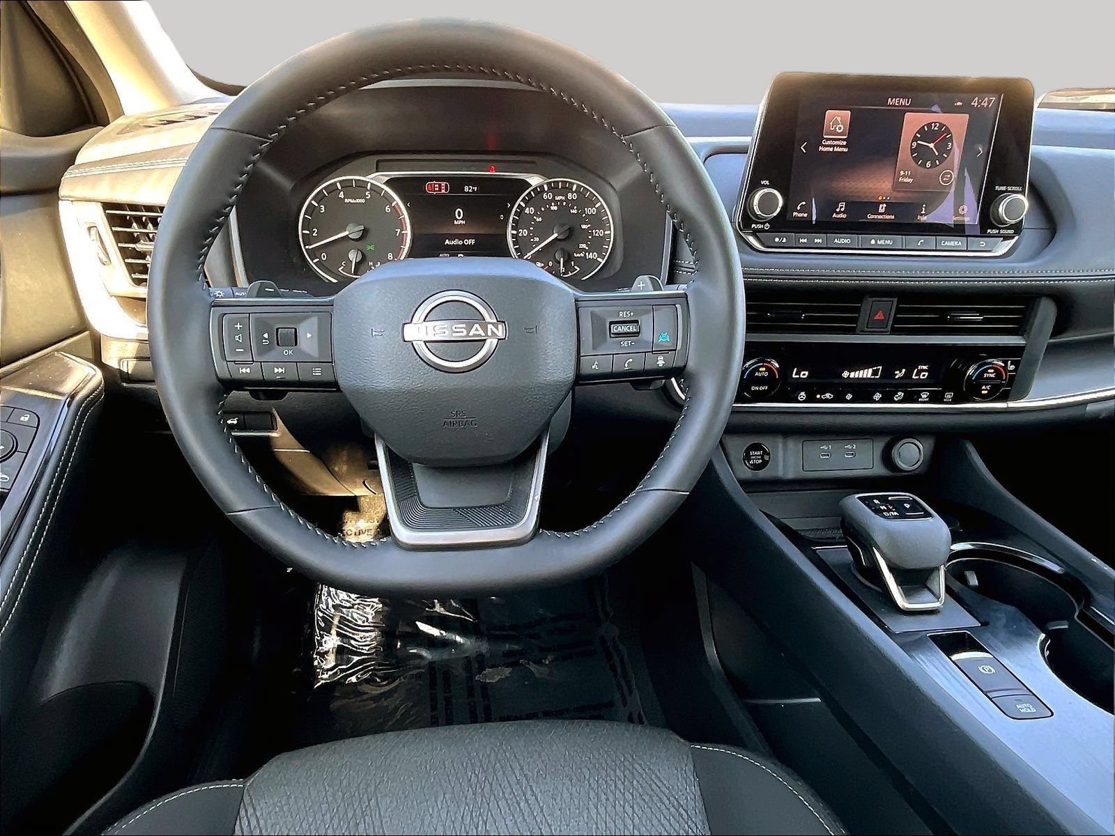 Certified 2026 Nissan Rogue SV w/ Cold Weather Package AWD/4WD image 11