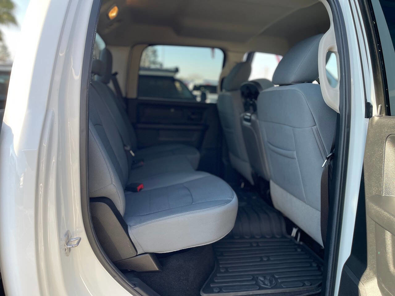 Used 2014 RAM 3500 Tradesman w/ Popular Equipment Group image 20