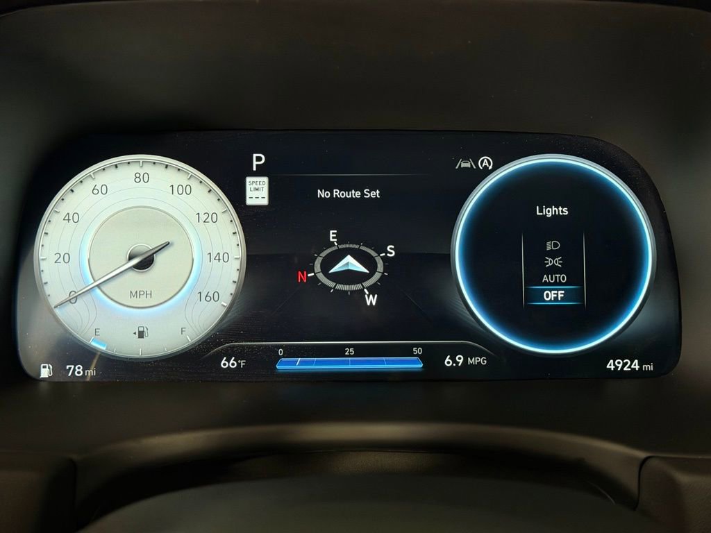 Used 2025 Hyundai Palisade Calligraphy image 13