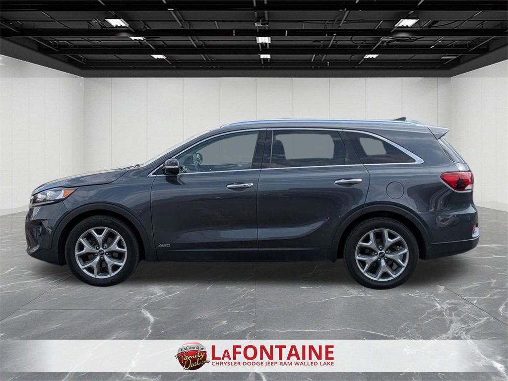 Used 2019 Kia Sorento EX image 2