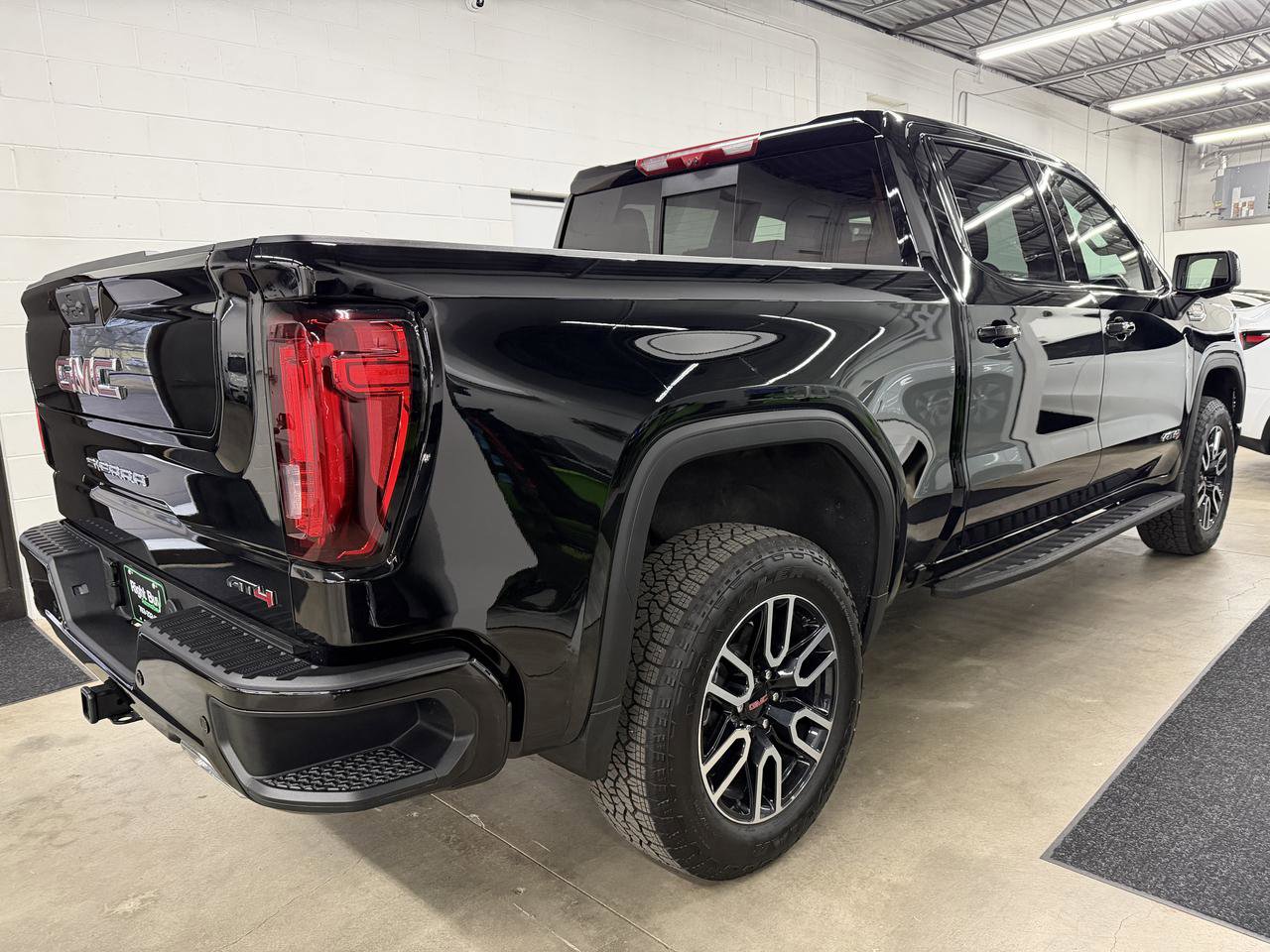 Used 2026 GMC Sierra 1500 AT4 w/ AT4 Premium Package image 4
