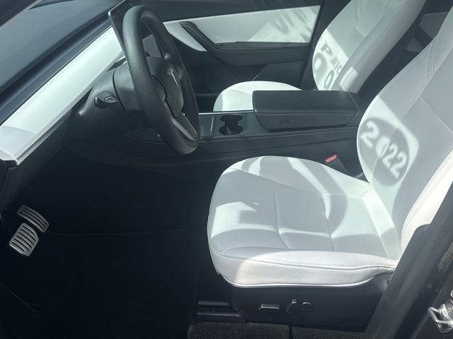 Used 2022 Tesla Model Y Performance image 10