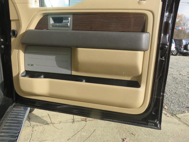 Used 2013 Ford F150 Lariat w/ Luxury Equipment Group image 18