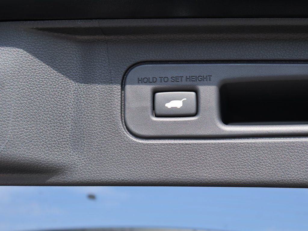 New 2025 Honda Pilot TrailSport image 12