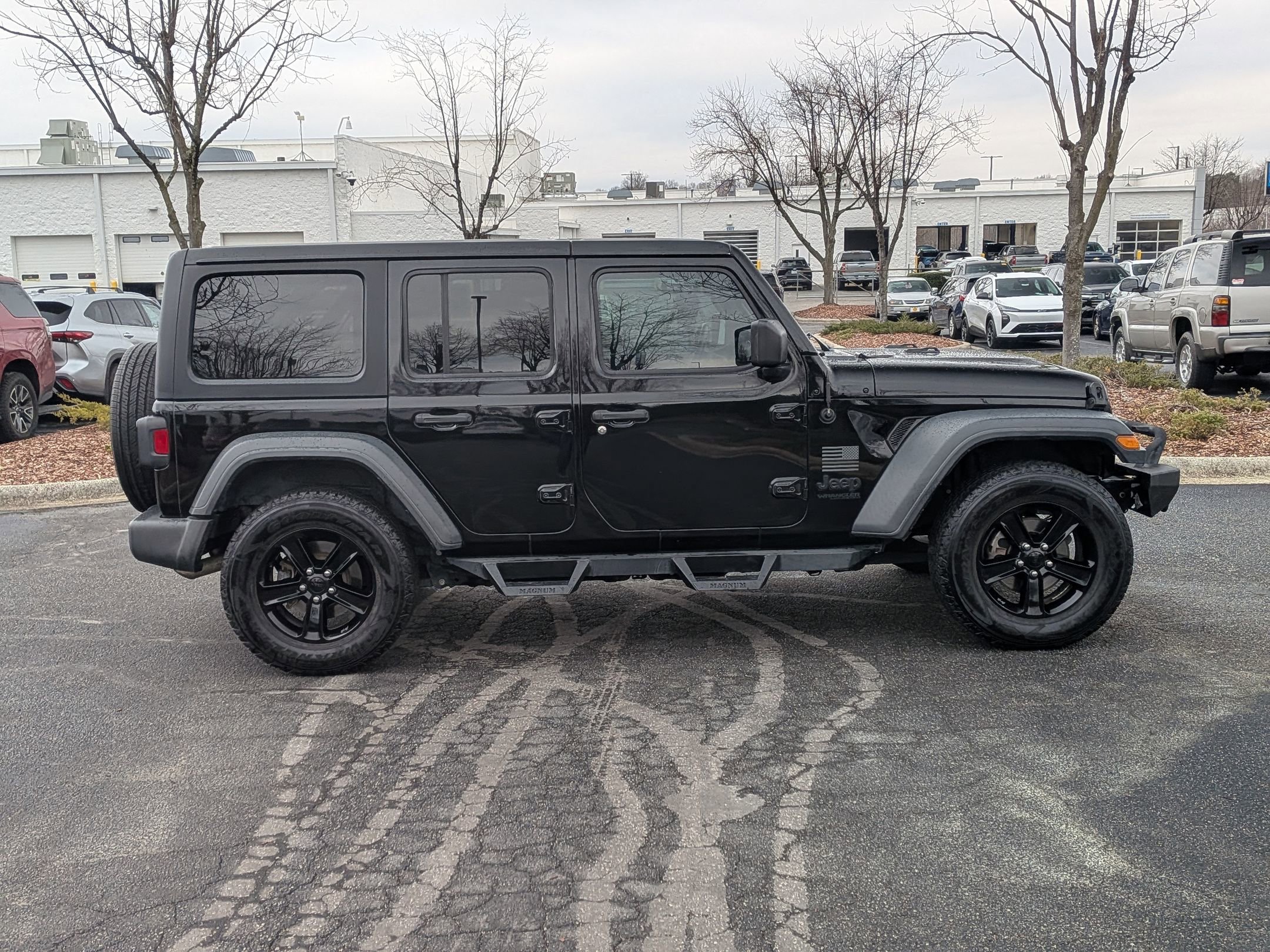 Used 2020 Jeep Wrangler Unlimited Sport image 10