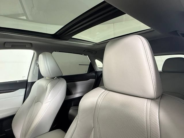 Used 2016 Lexus RX 450h AWD image 9