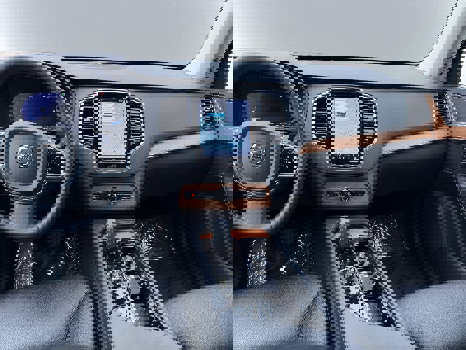 Used 2023 Volvo XC90 B6 Plus w/ Protection Package image 5