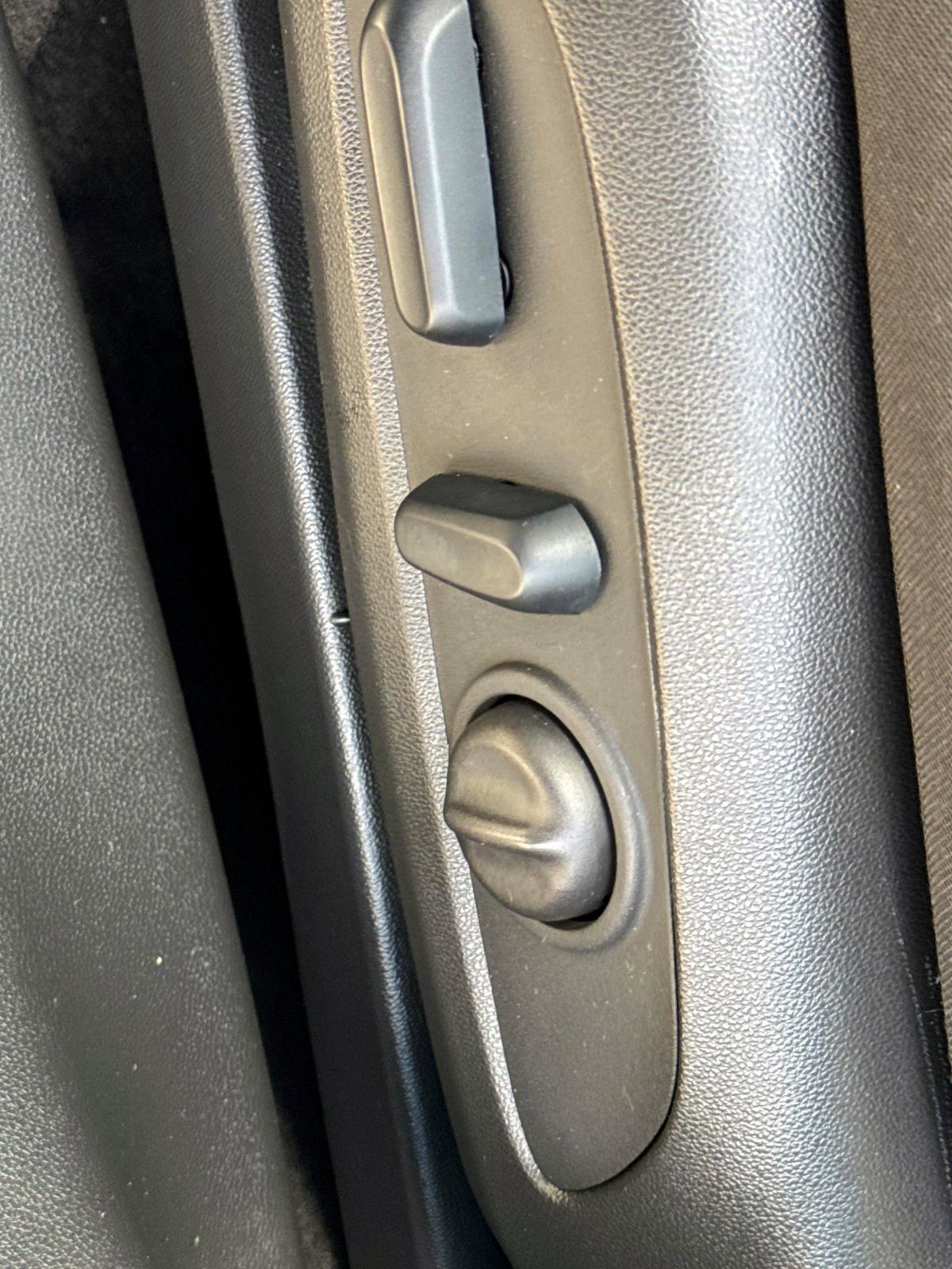 Certified 2023 Chevrolet TrailBlazer LT w/ Convenience Package image 10