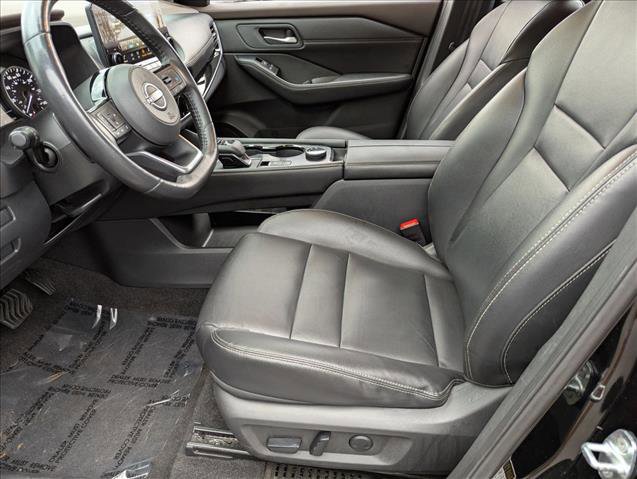 Used 2023 Nissan Rogue SL w/ SL Premium Package image 16