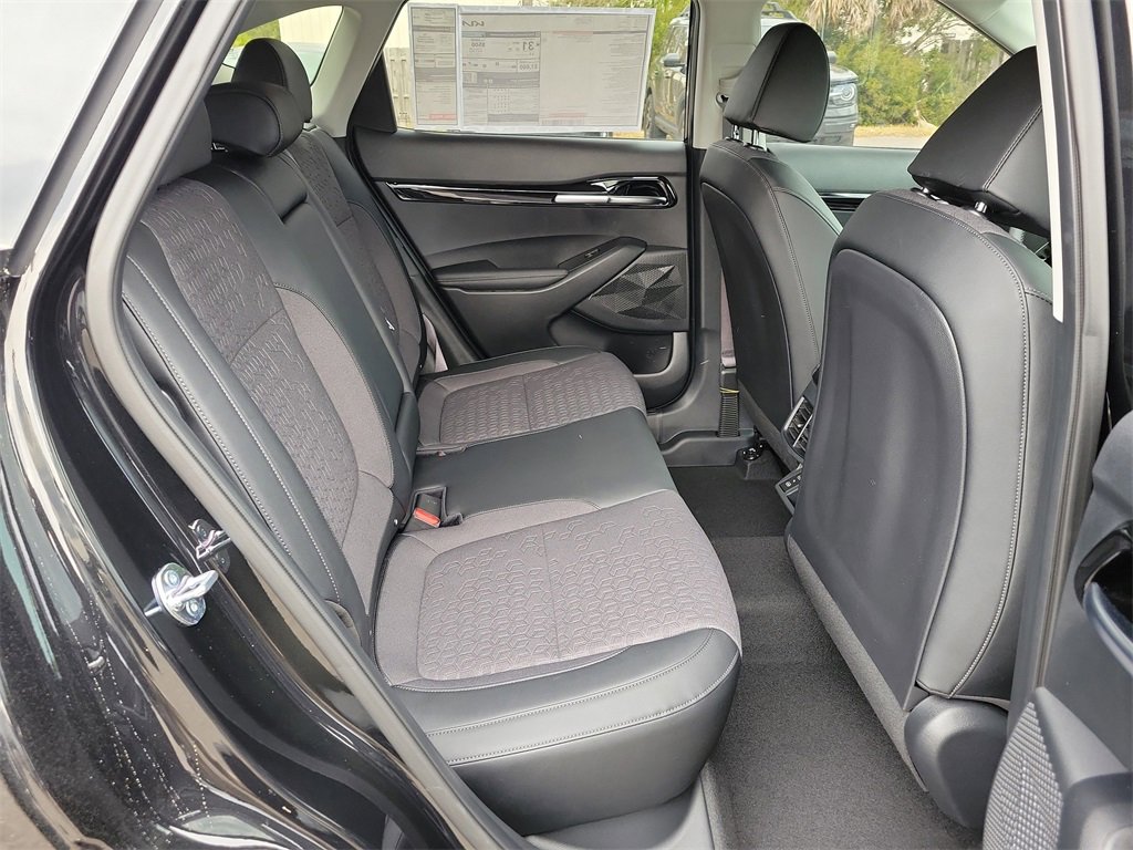 New 2026 Kia Seltos S image 12