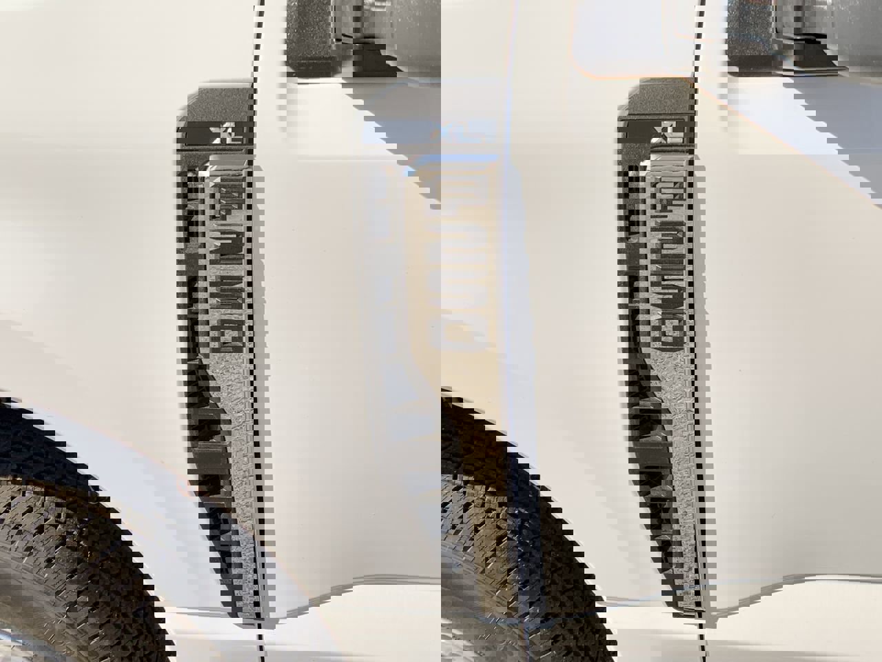 New 2026 Ford F250 XL w/ XL Chrome Package image 15