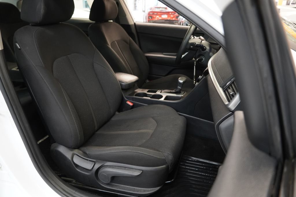 Used 2020 Kia Optima LX FWD image 31