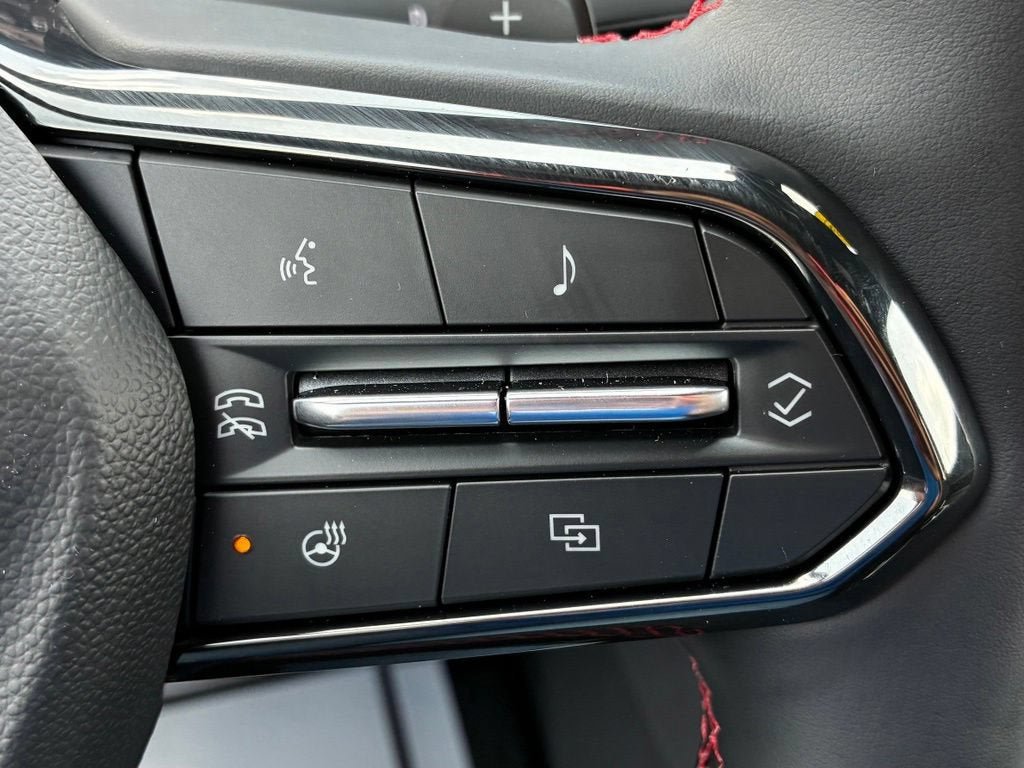 New 2027 Chevrolet Equinox RS w/ Safety and Technology Package AWD/4WD image 12