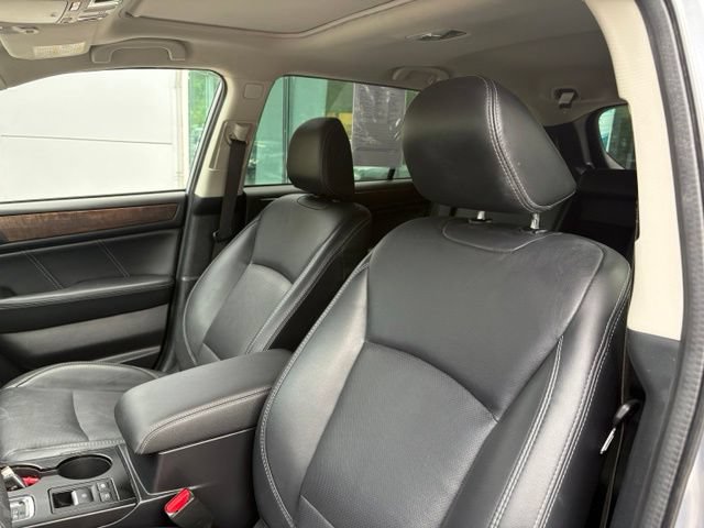 Used 2019 Subaru Outback 2.5i Limited AWD/4WD image 12