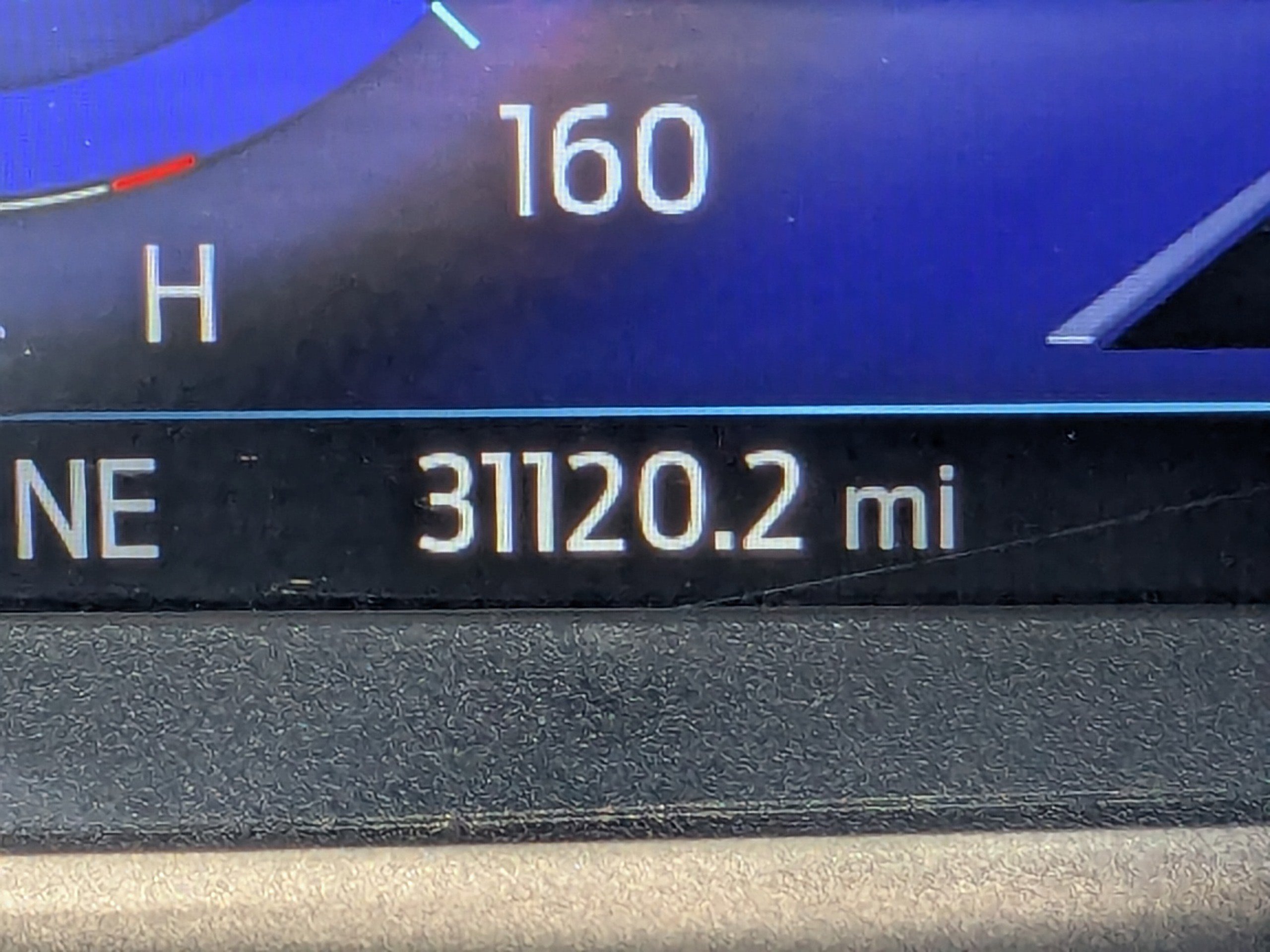 Used 2023 Ford Explorer ST w/ Equipment Group 401A AWD/4WD image 32