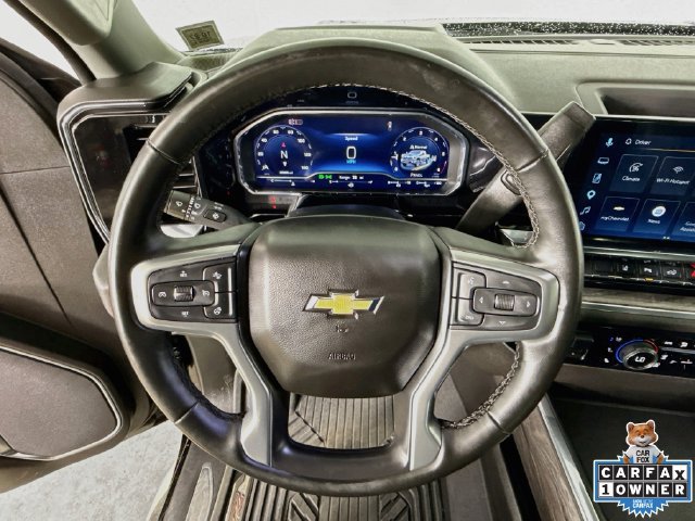 Used 2025 Chevrolet Silverado 2500 LTZ w/ LTZ Premium Package AWD/4WD image 4