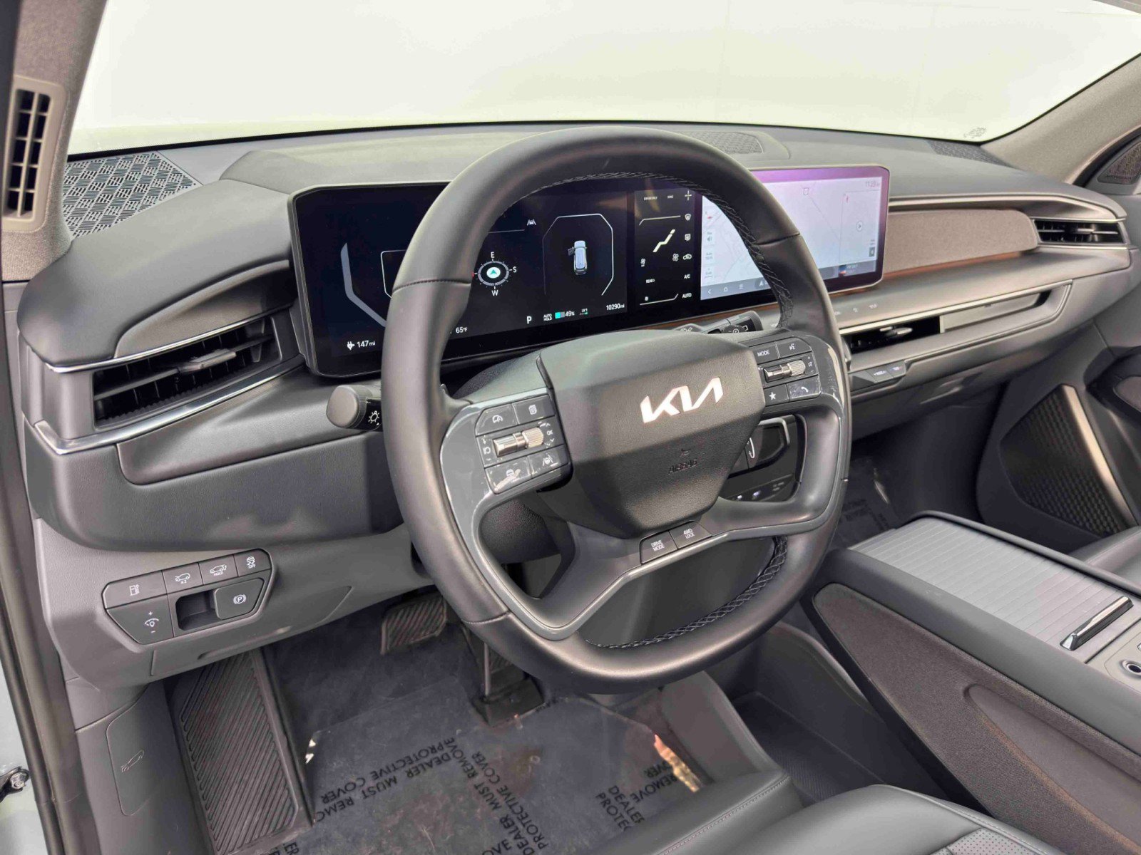 Used 2024 Kia EV9 Land image 14