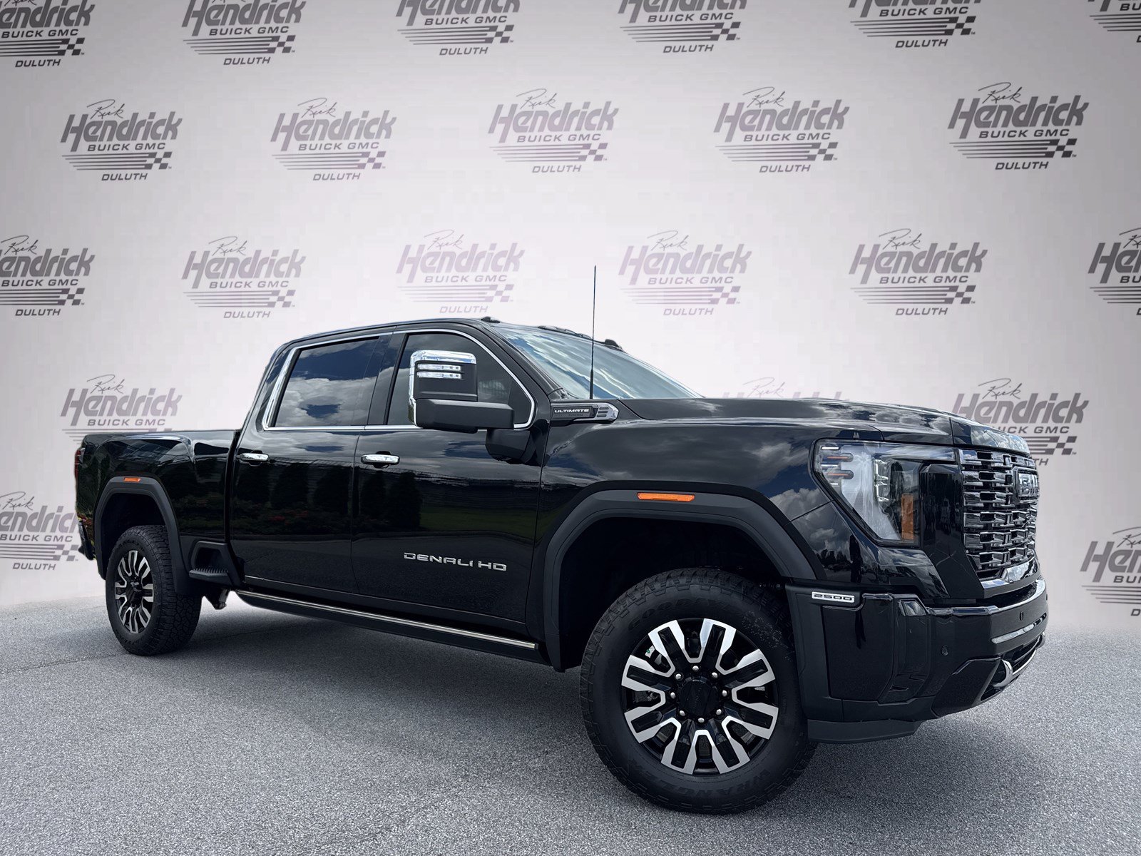 New 2026 GMC Sierra 2500 Denali Ultimate AWD/4WD image 2