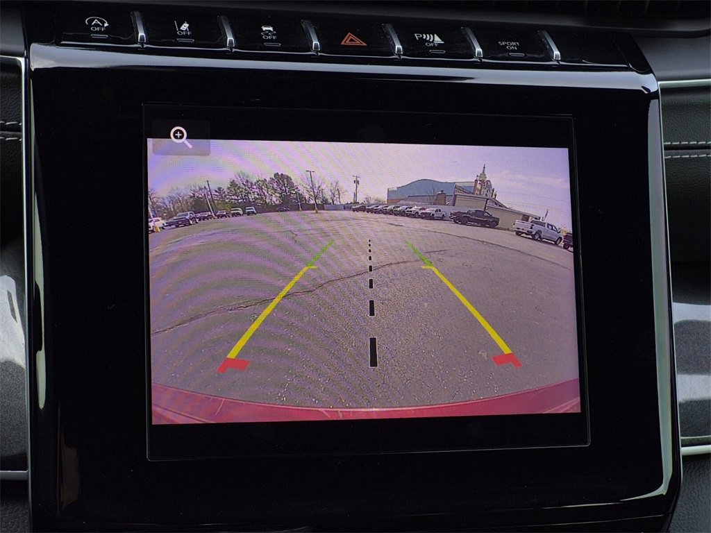 Used 2023 Jeep Grand Cherokee Altitude image 22