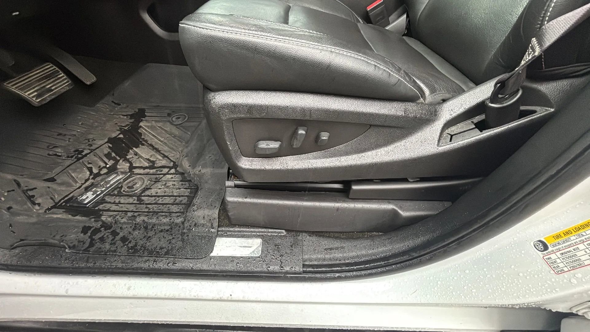 Used 2017 GMC Yukon SLT w/ Open Road Package image 29