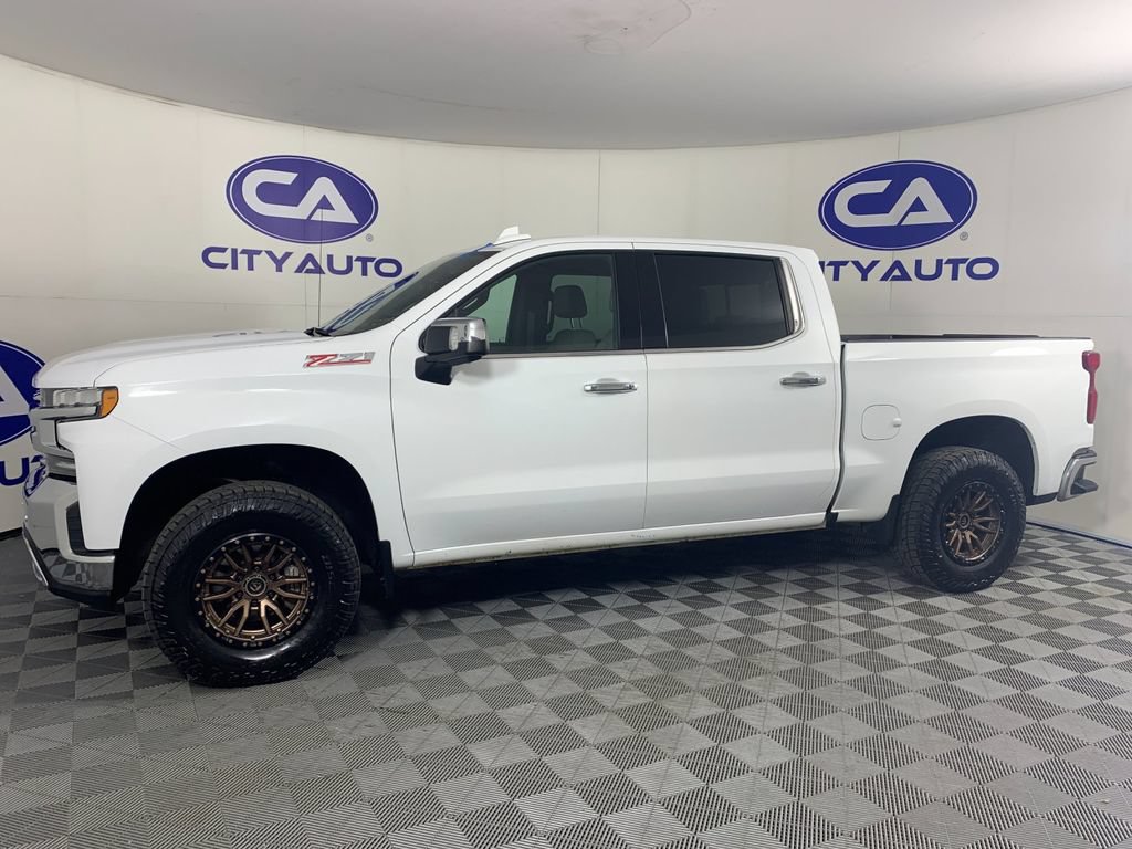 Used 2022 Chevrolet Silverado 1500 LTZ w/ LTZ Premium Package AWD/4WD image 6