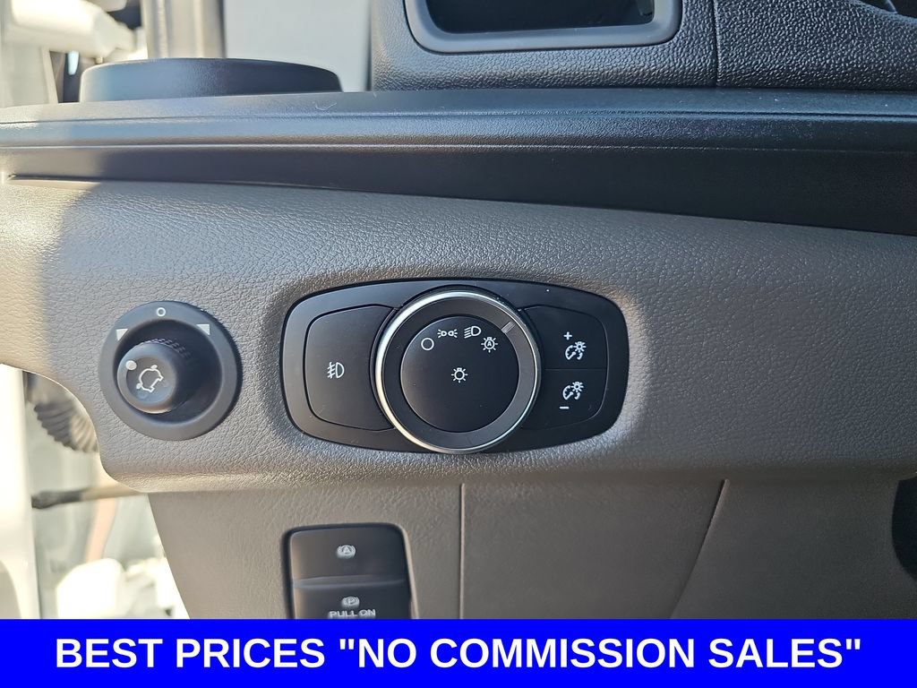 Used 2025 Ford Transit 250 Low Roof w/ Exterior Upgrade Package RWD image 24