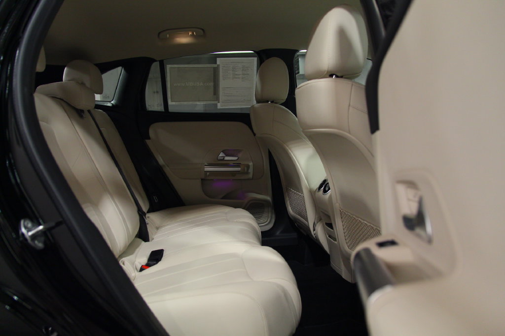 Certified 2023 Mercedes-Benz GLA 250 4MATIC image 16