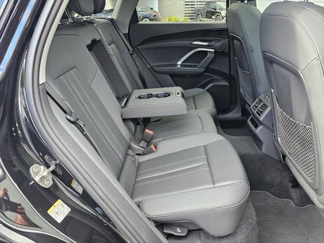 Used 2025 Audi Q5 Premium w/ Convenience Package AWD/4WD image 6