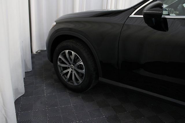 New 2026 Mercedes-Benz GLC 300 4MATIC image 9