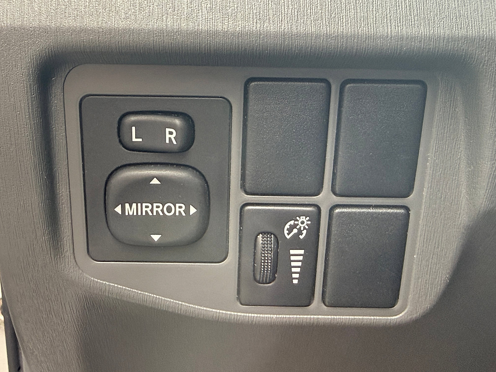 Used 2011 Toyota Prius Three image 20