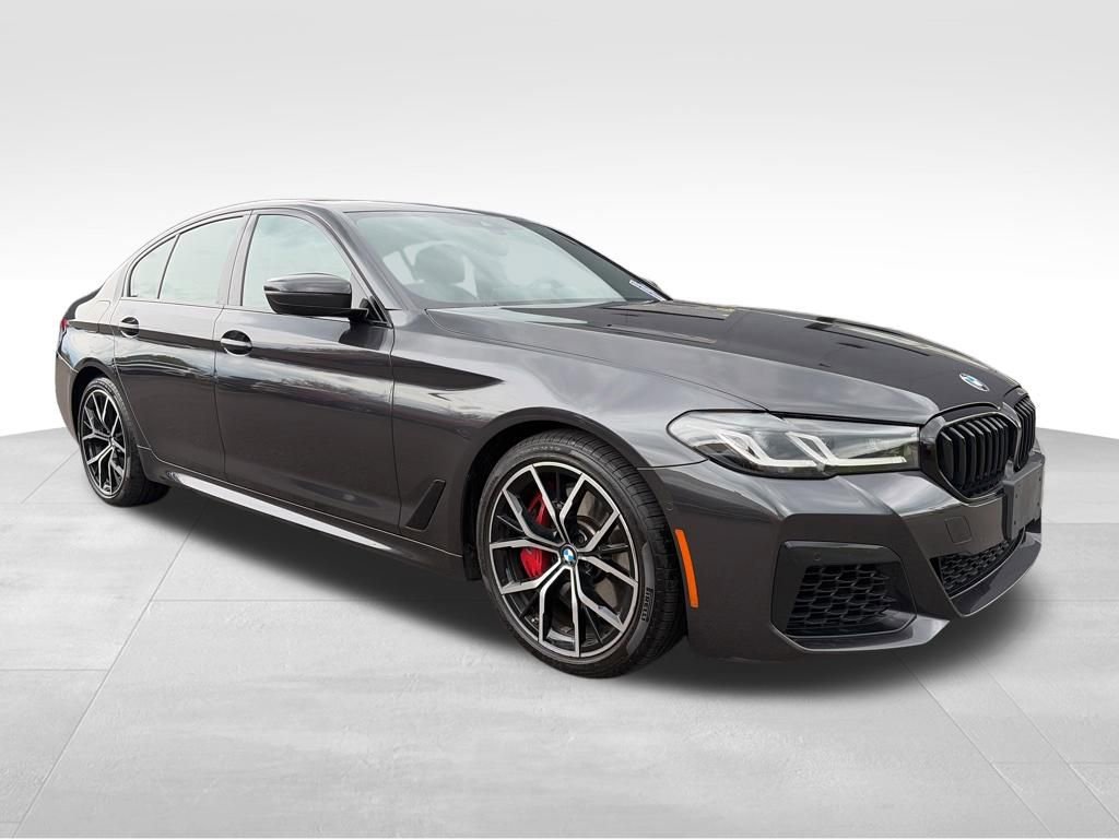 Used 2023 BMW 540i xDrive w/ M Sport Package AWD/4WD video 1