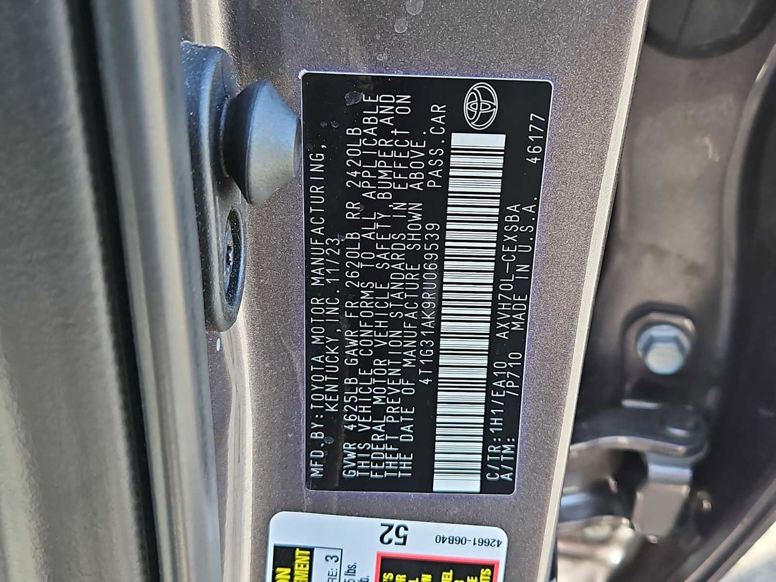 Used 2024 Toyota Camry SE FWD image 34