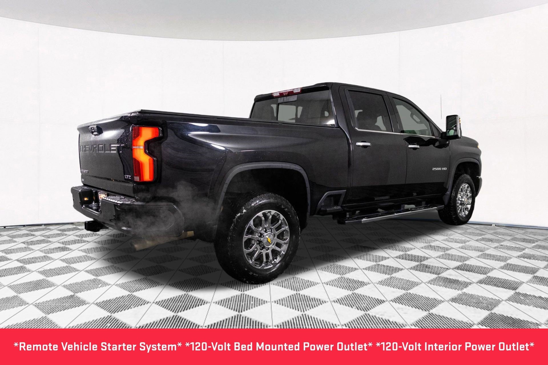 Certified 2024 Chevrolet Silverado 2500 LTZ w/ LTZ Plus Package image 16