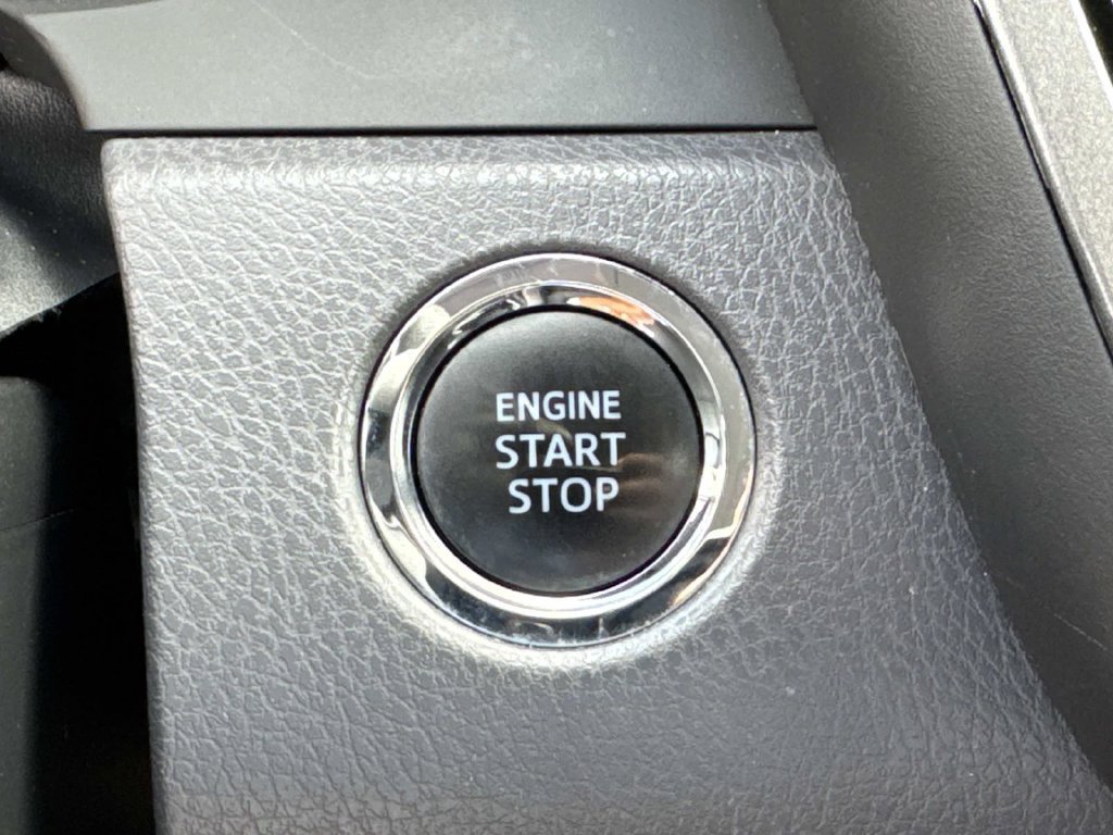 Used 2022 Toyota Camry LE w/ Convenience Package FWD image 36