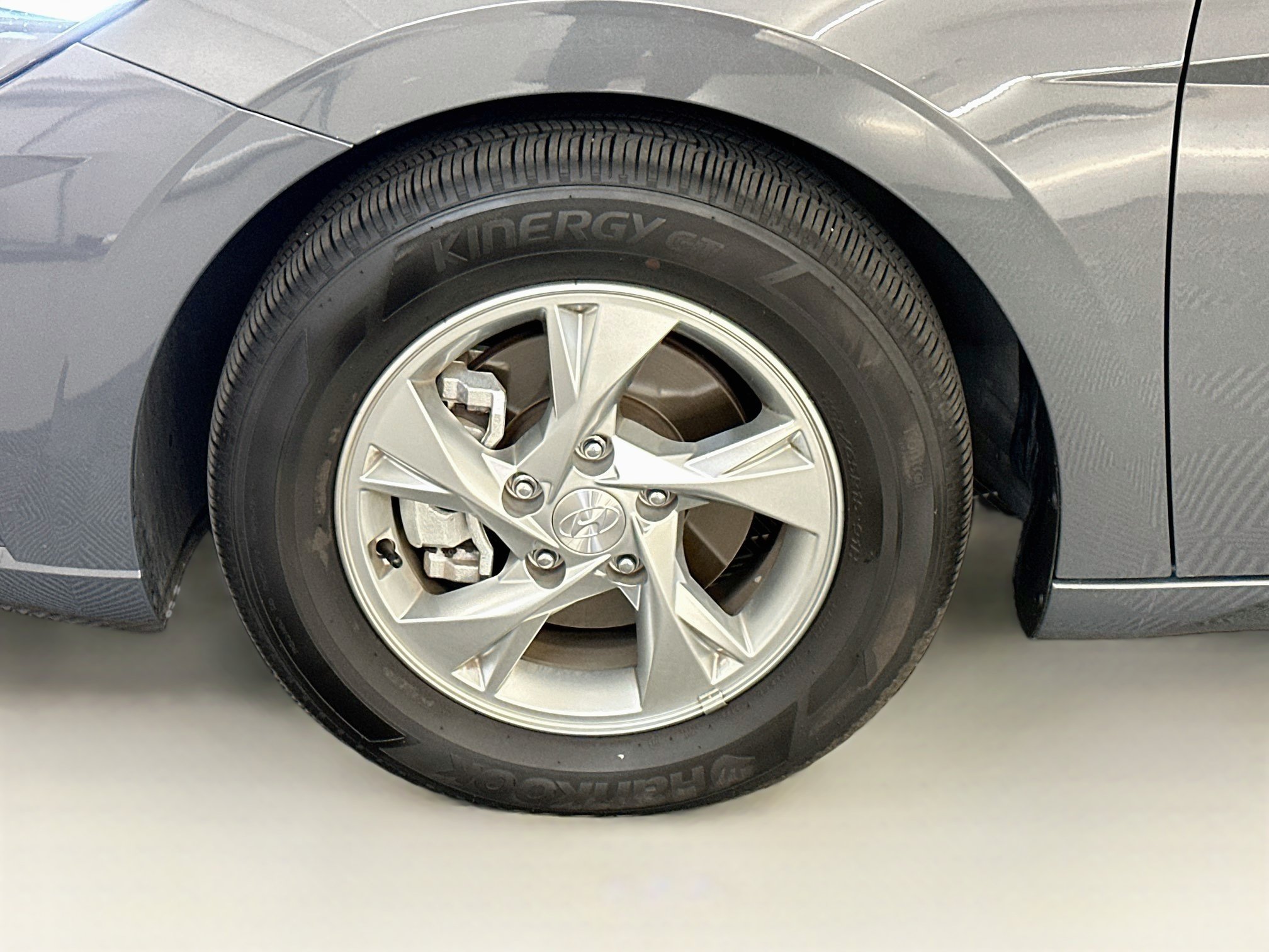 Used 2023 Hyundai Elantra SE w/ Cargo Package FWD image 34