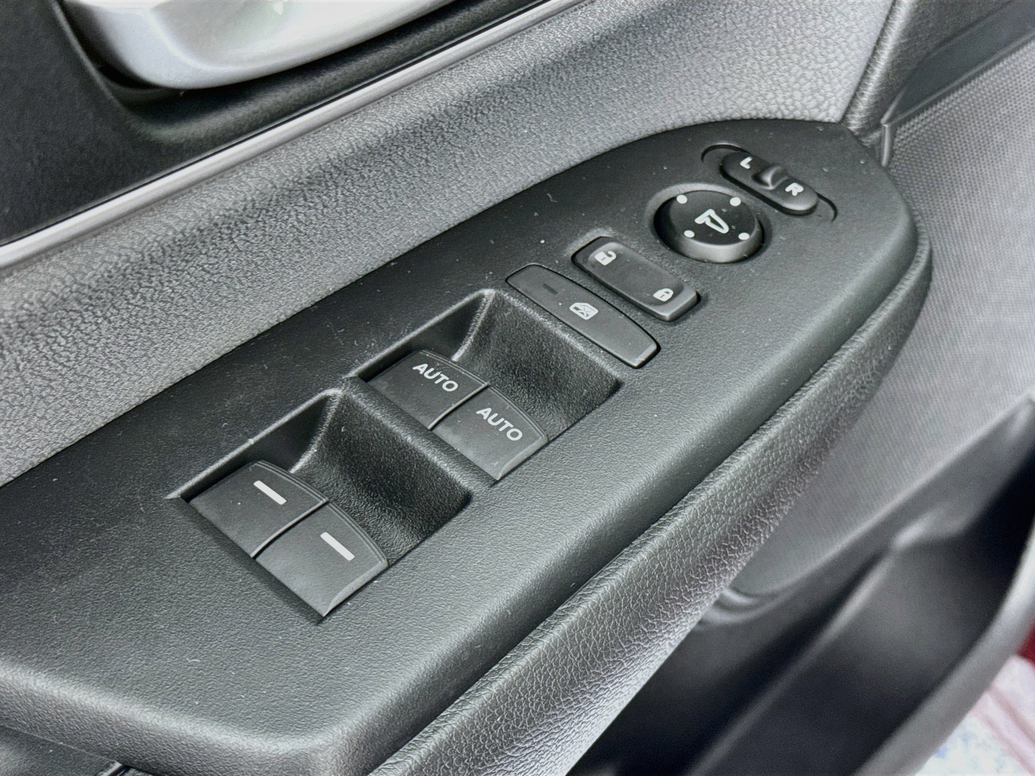 Certified 2018 Honda CR-V EX image 17