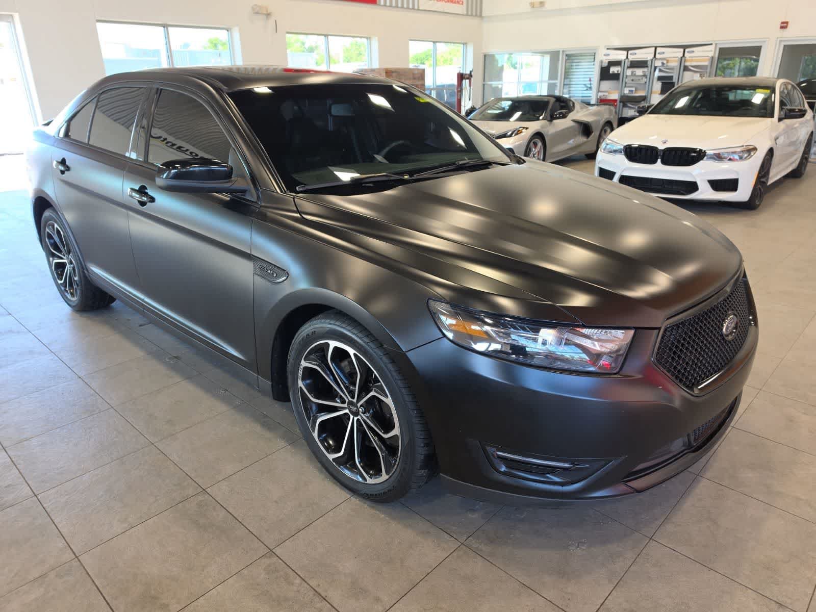 Used 2018 Ford Taurus SHO w/ Sho Performance Package AWD/4WD image 5