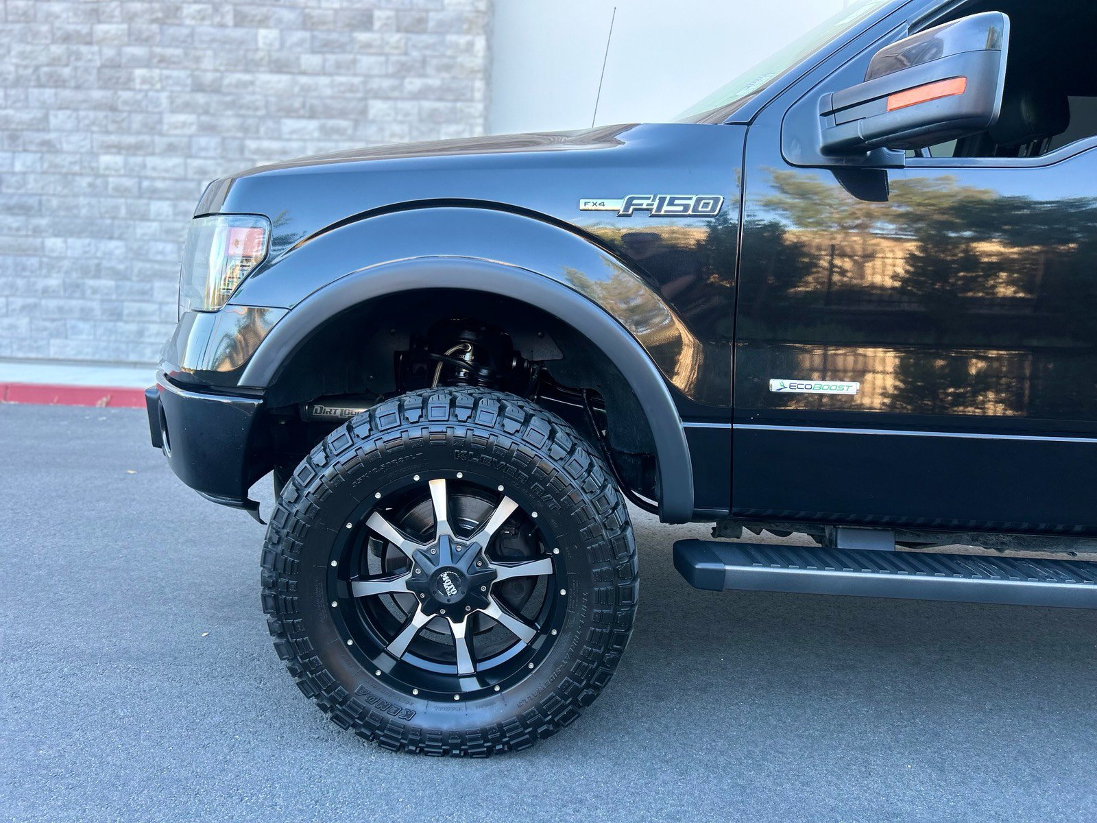 Used 2014 Ford F150 FX4 w/ Equipment Group 402A Luxury AWD/4WD image 30