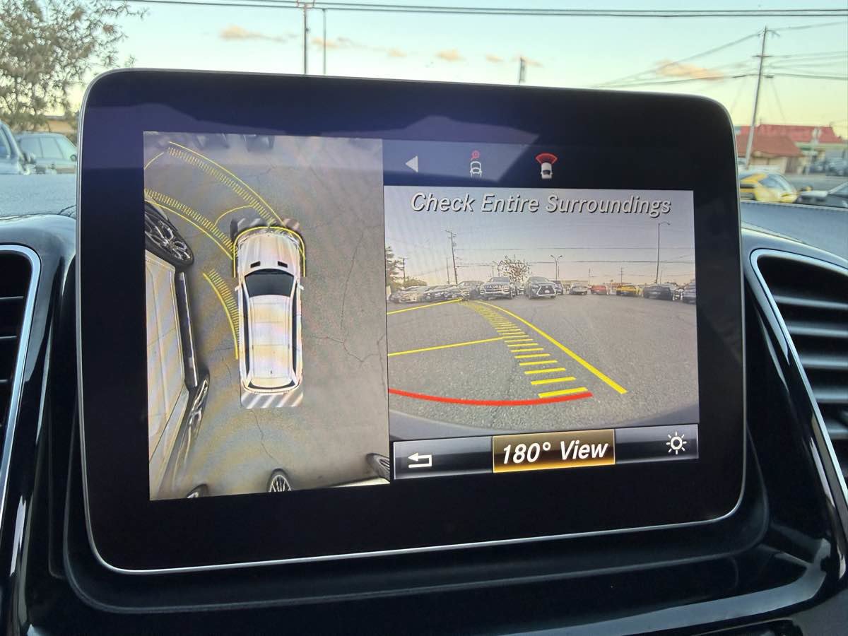 Used 2019 Mercedes-Benz GLS 450 4MATIC image 30